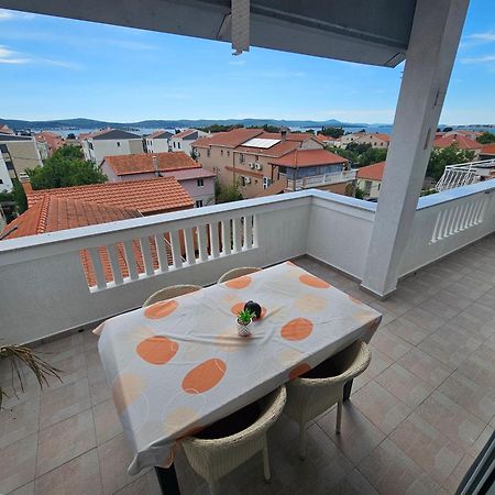 Apartment Zara Biograd Na Moru Extérieur photo